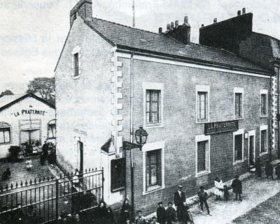 La façade de la Fraternité de Nantes, dans son état initial, 3, rue Amiral Duchaffault, vers 1910